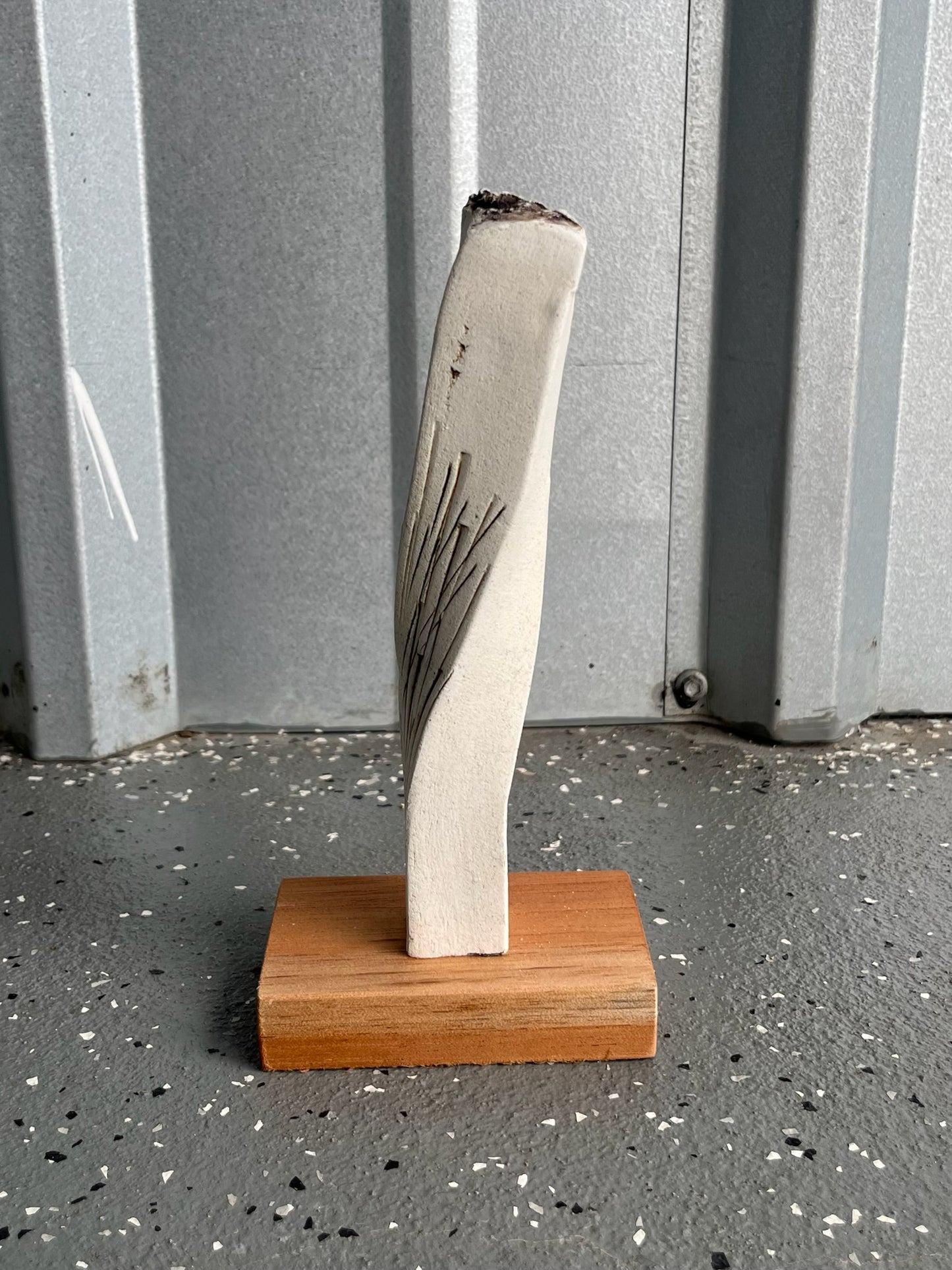 Totems Mini Crooked 2