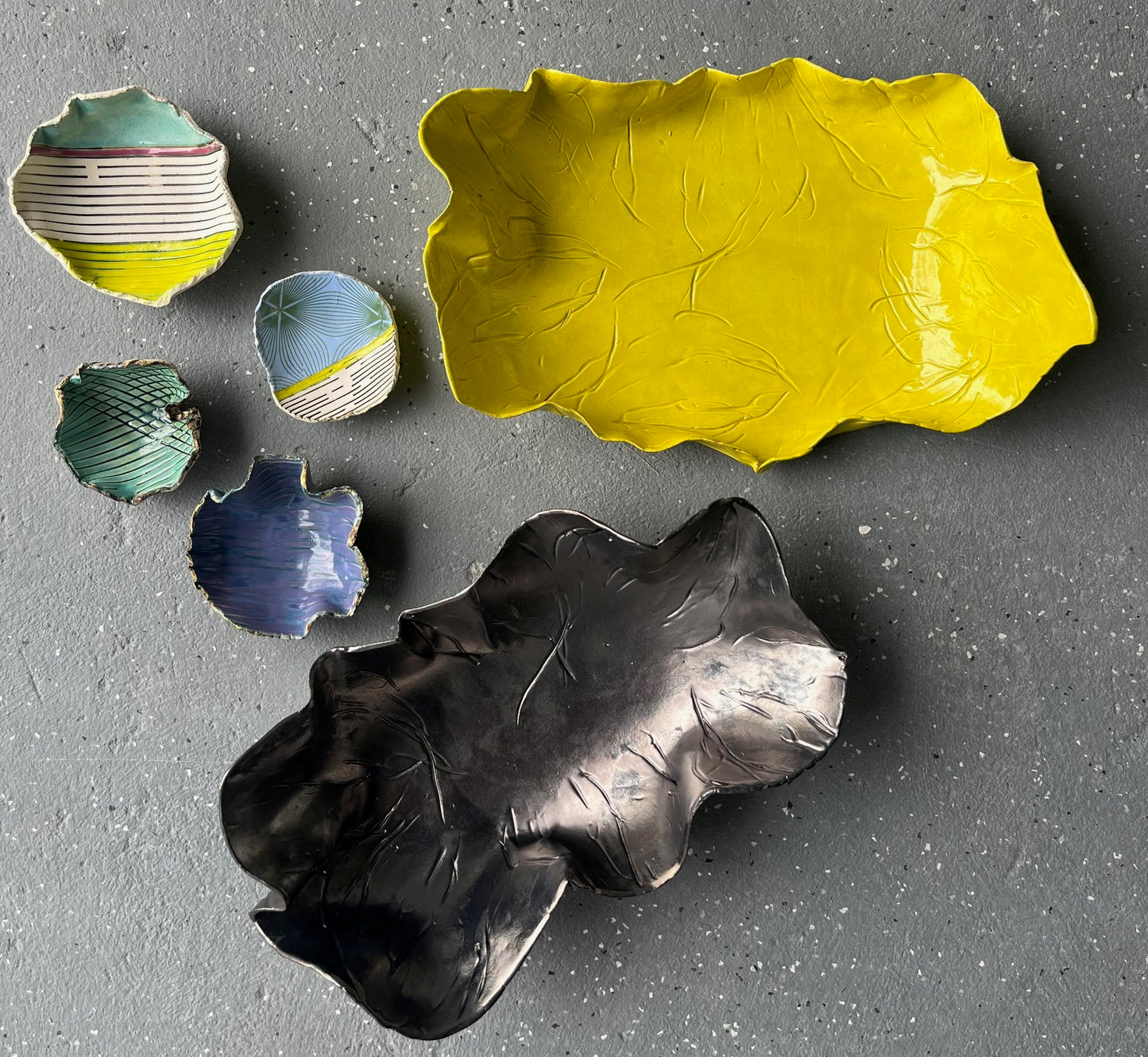 Round Conch Vases