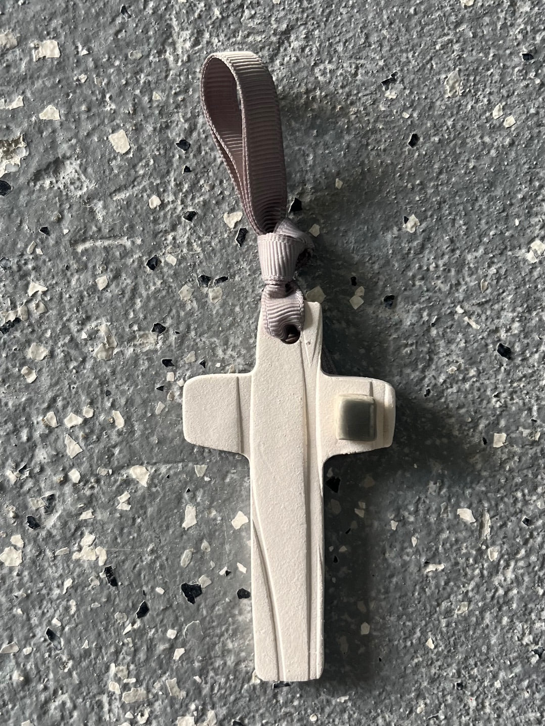 Small White Emblem Crosses