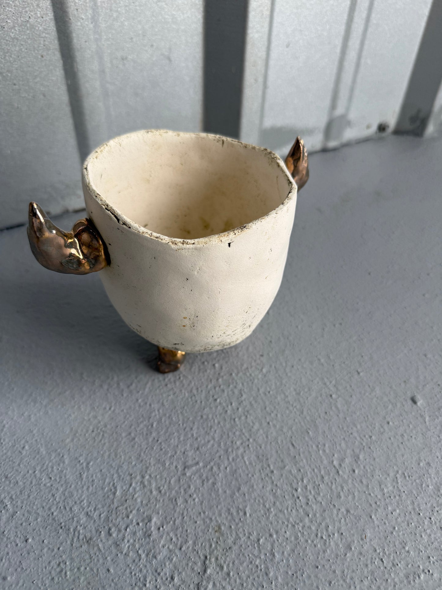 Devilish pinch pot